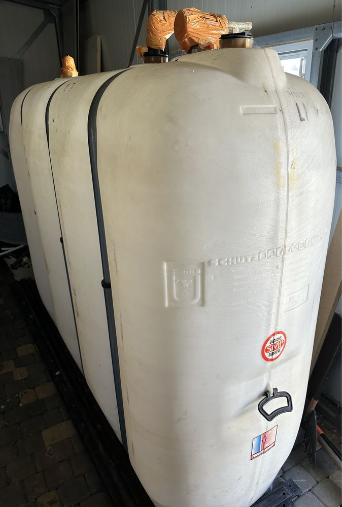 Zbiornik 2000l Schutz