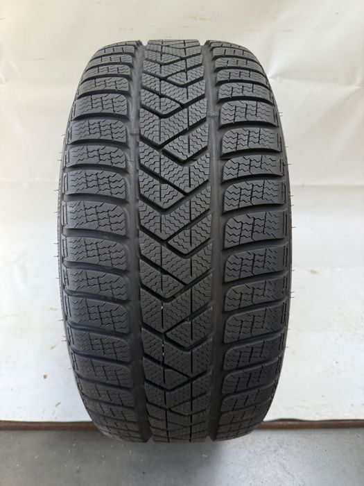 255/35/20 Pirelli Sottozero Winter 3 J 97W