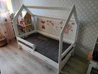 Łóżko dziecięce domek dom drewno lite