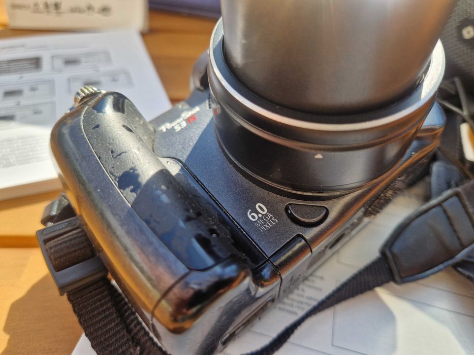 Aparat fotograficzny Canon PowerShot S3 IS + pokrowiec + instrukcje PL