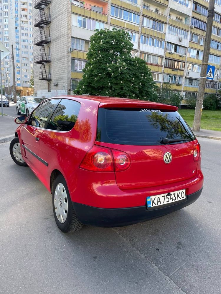 Продам Volkswagen Golf 5