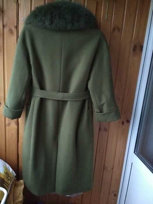 Женское зимнее пальто, размер 50, горохового цвета
