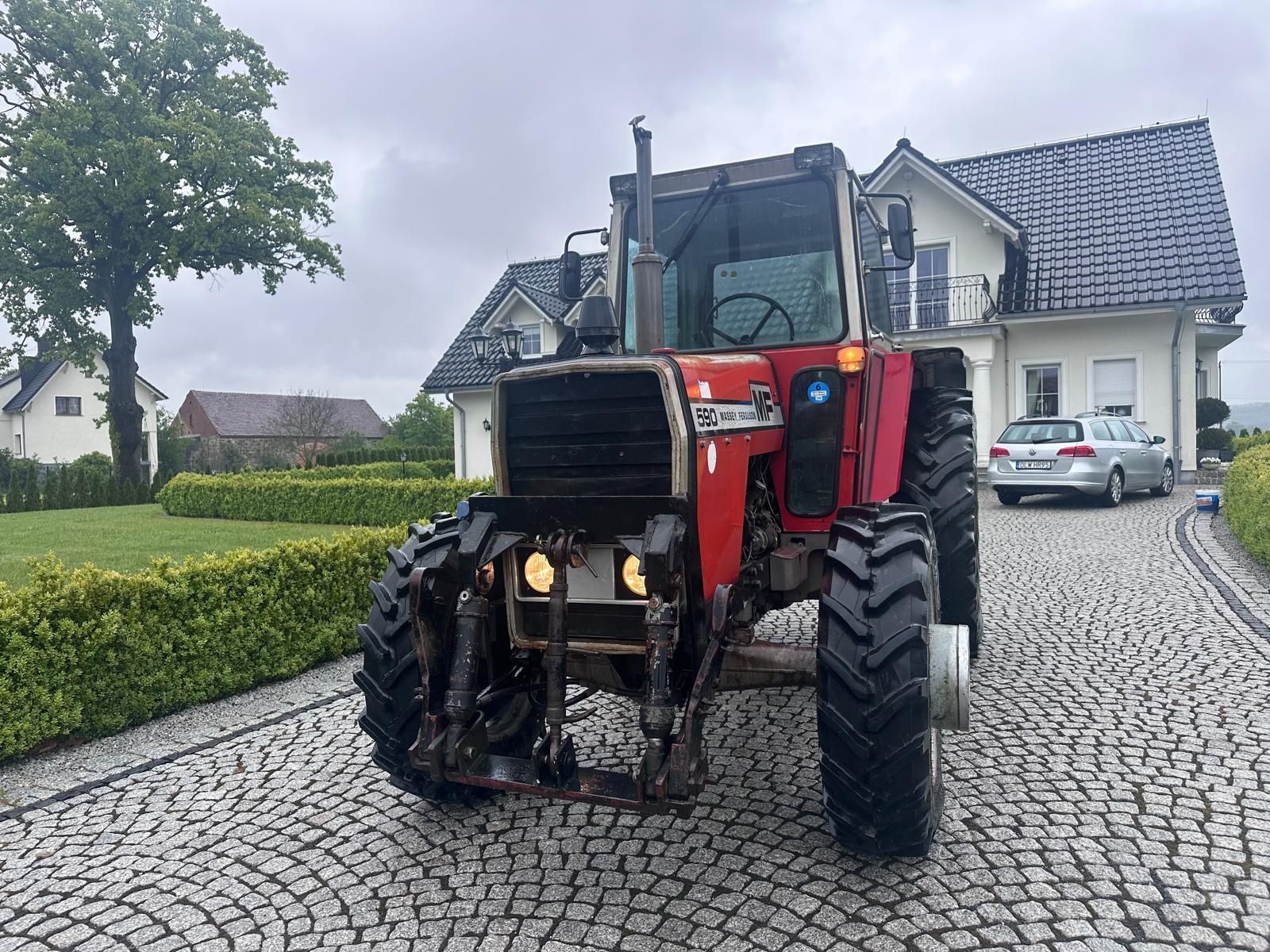 Traktor Massey Ferguson 590 piękny stan