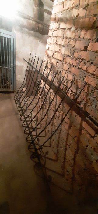 Грати,Решітка на вікно