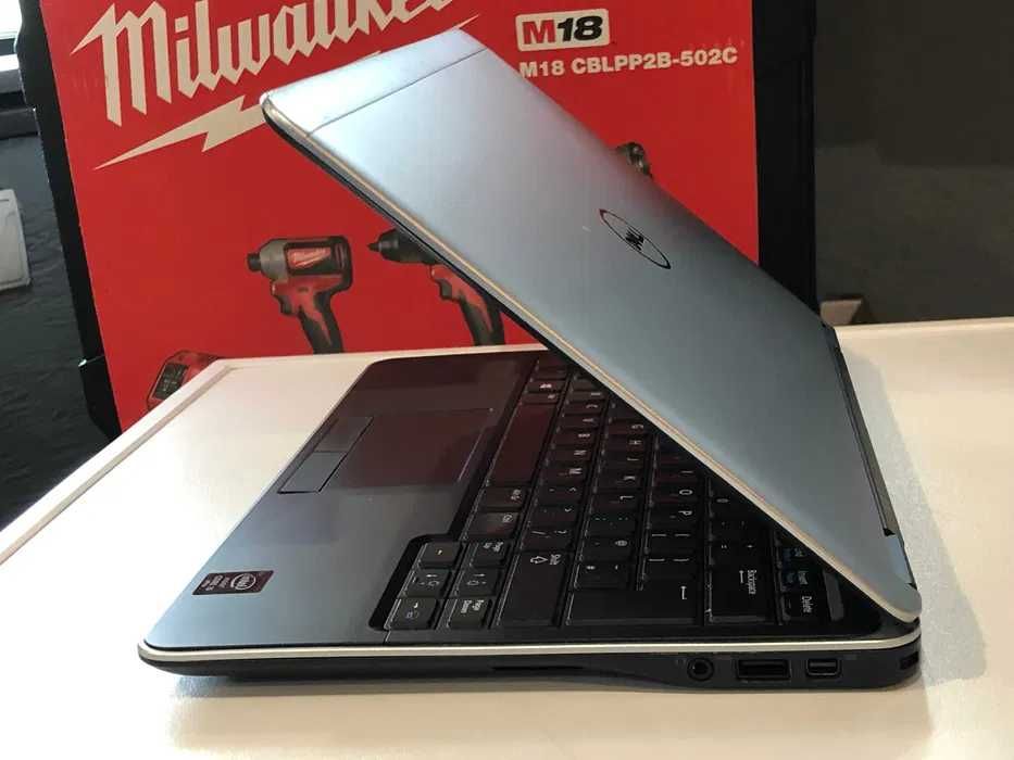 Dell Latitude E7240 Core i5 4310UGHz 4 GB 256 SSD 12,5'' Win 10 Prof