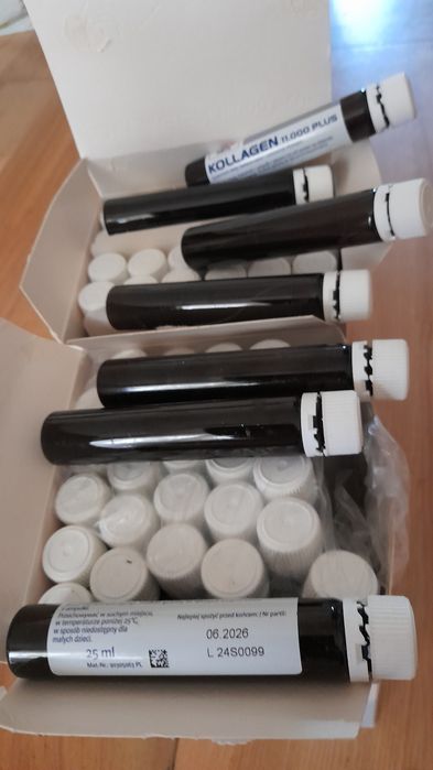 Ampułki-fiolki,opak.puste o wys 11cm,poj 25ml-60szt