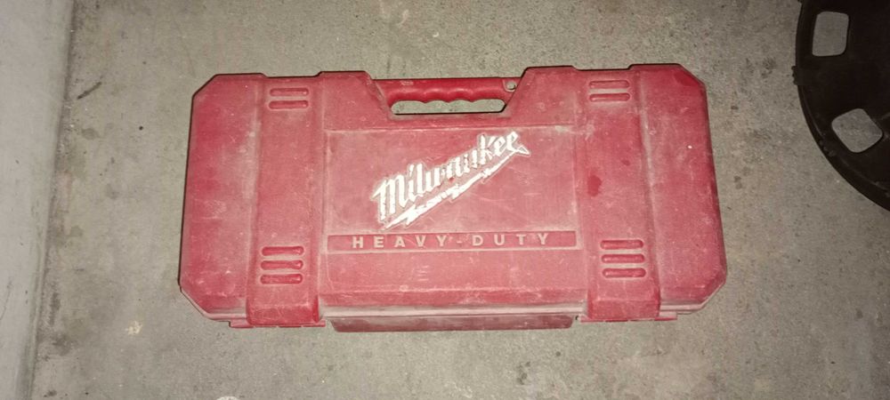 Skrzynka na pile szablasta Milwaukee