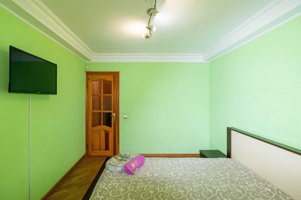 Здам на тиждень 2к.квартира, Оболонь, Архіпенко 4, 1 поверх! ЗНИЖКИ!!