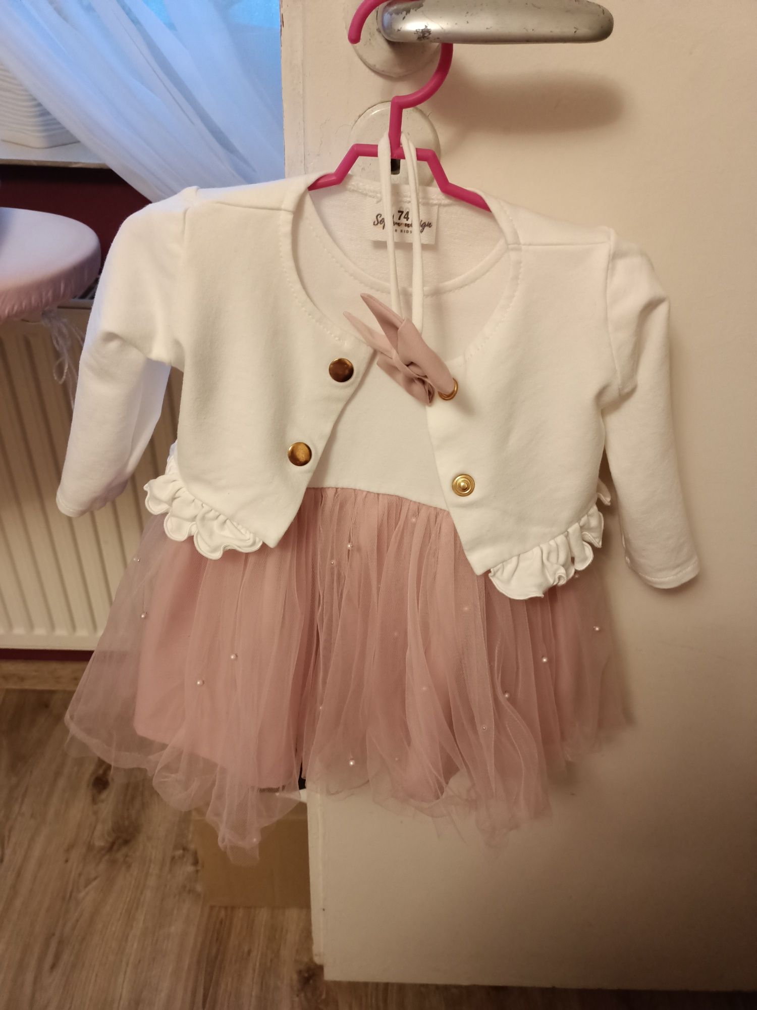 Sukienka Sophie design White and Rose rozmiar 74/80 plus bolerko