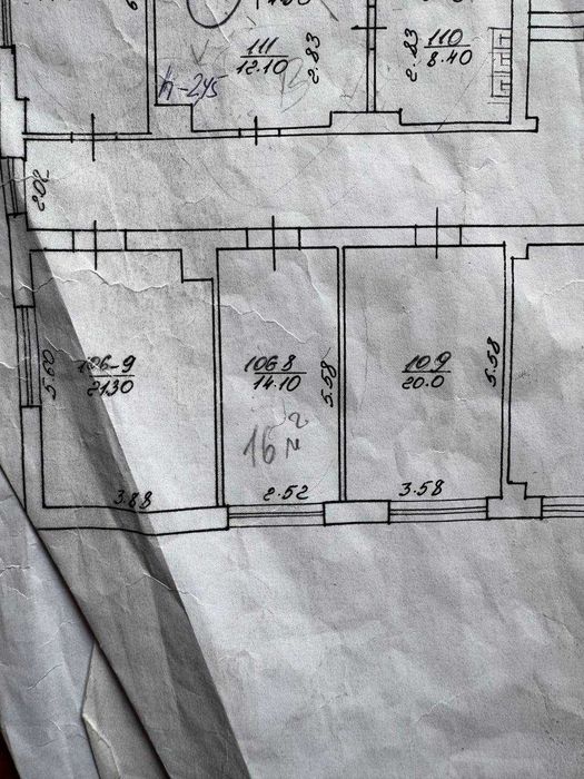 Оренда кабінетів різних площ на вулиці Тютюнників Галицький район