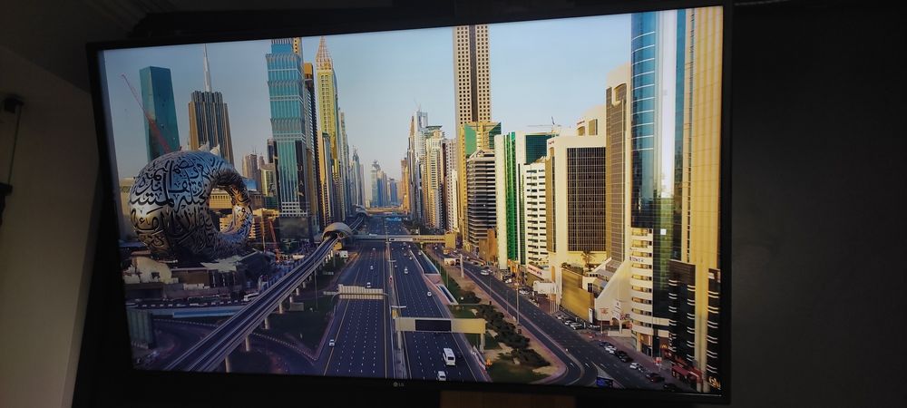 Телевізор  LG  43", SmartTV,  YouTube