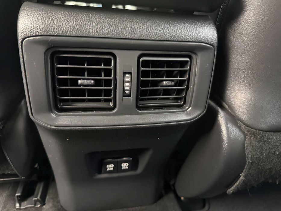 Toyota RAV4 Hybrid      2019