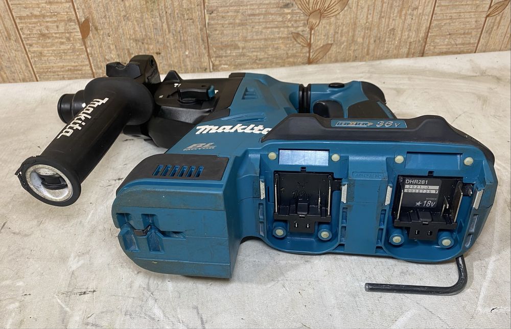 Перфоратор акумуляторний → Makita DHR281Z на 2.9 Дж. | на ДВА АКБ !