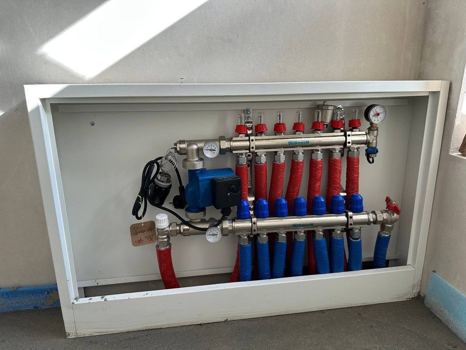 Продаж котеджу в КМ "Ягуар"