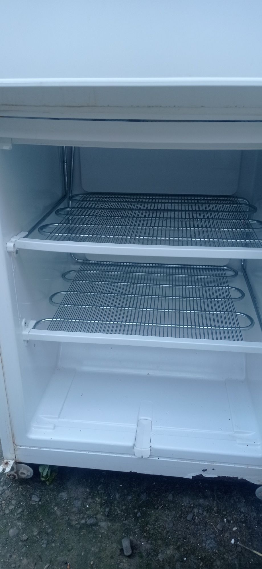 Холодильник, бувший в користуванні