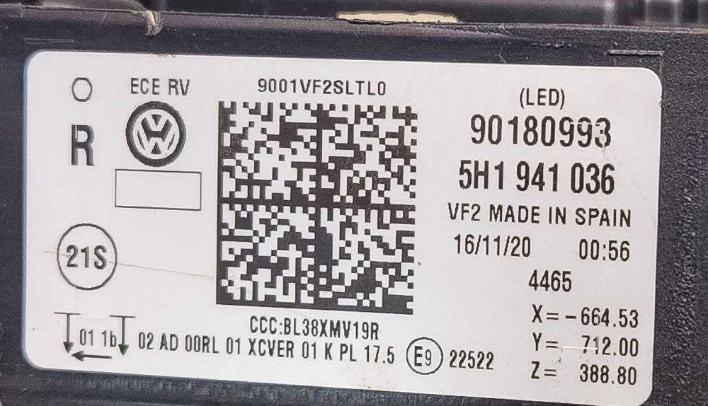 Фара передня ліва + права Volkswagen Golf 8 / Фольксваген Гольф 8