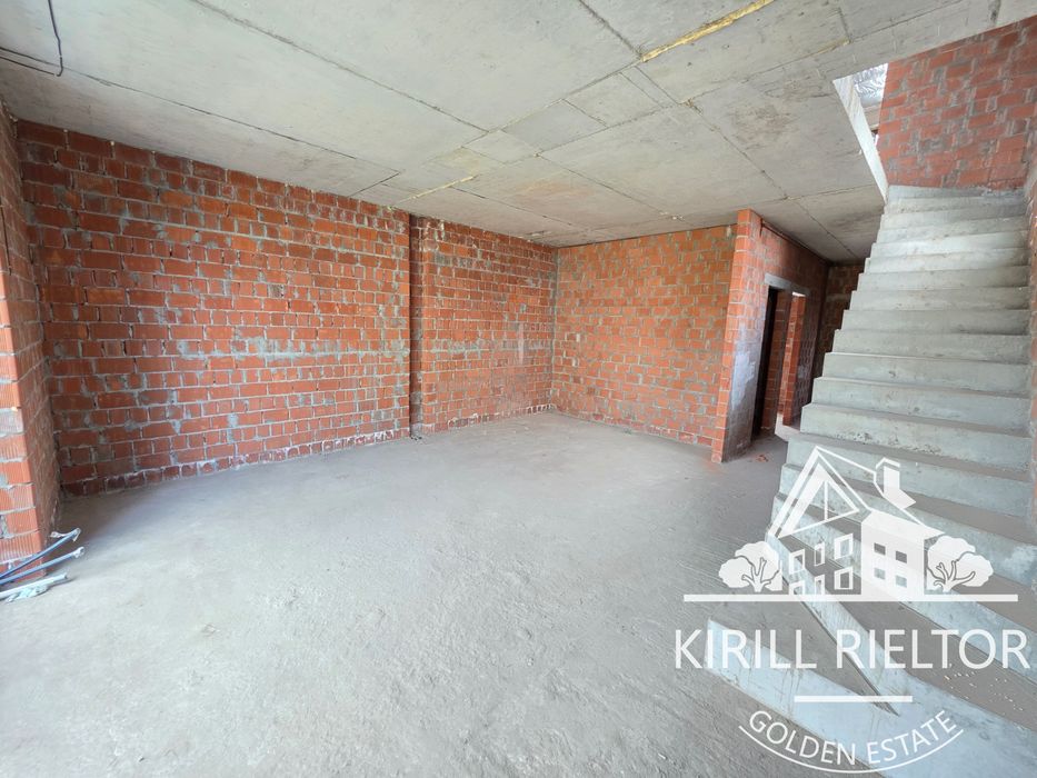 В коттеджном городке «Золотые Ключи» продается современный дуплекс