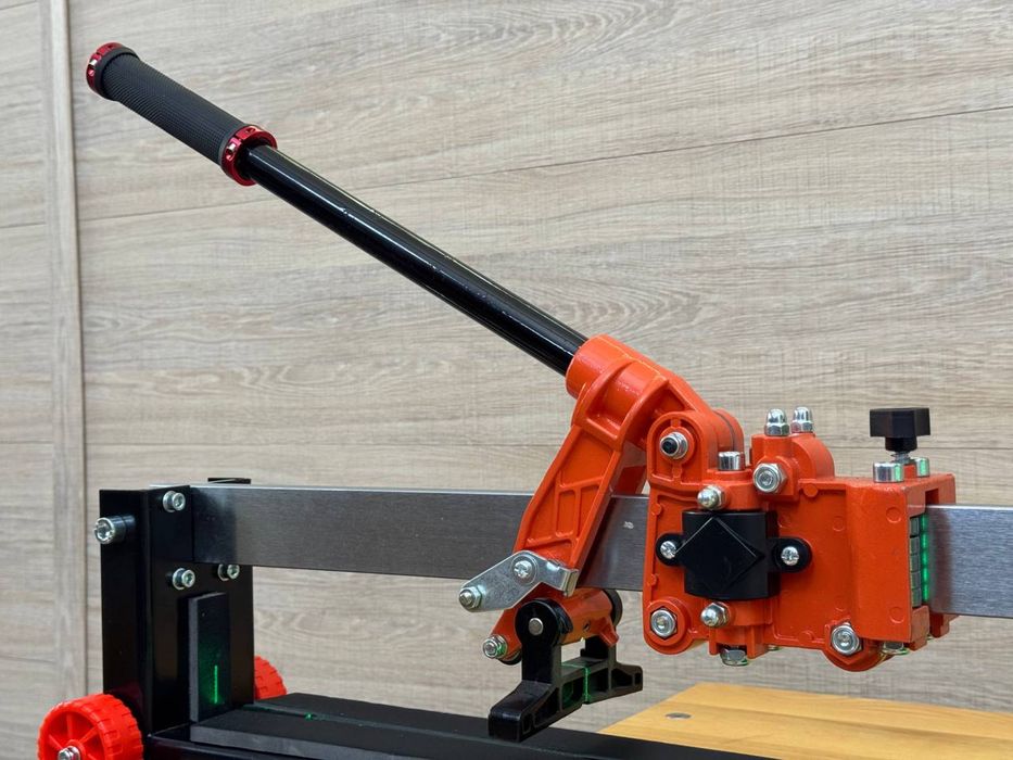 Плиткорез монорельсовый 1200мм / зеленый луч / стальной /Mufasha T1200