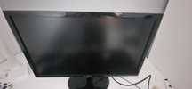komputer z monitorem
