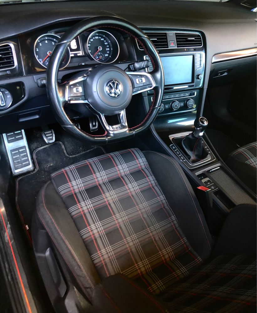 Volkswagen Golf 7 GTI