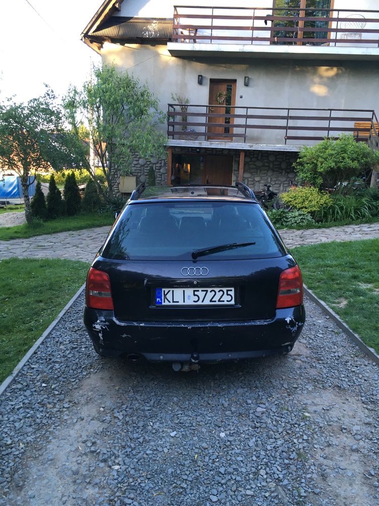 Audi A4 B5 1.8 LPG HAK (avant, kombi, skóry, gaz)