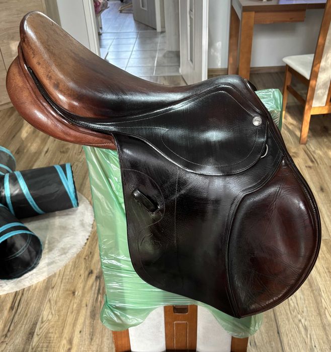 Siodło skokowe skórzane Pessoa 17 + gratis popręg