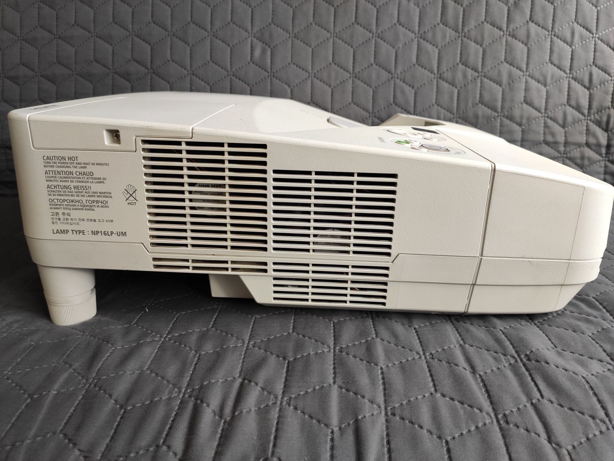 Projektor NEC NP-UM280W