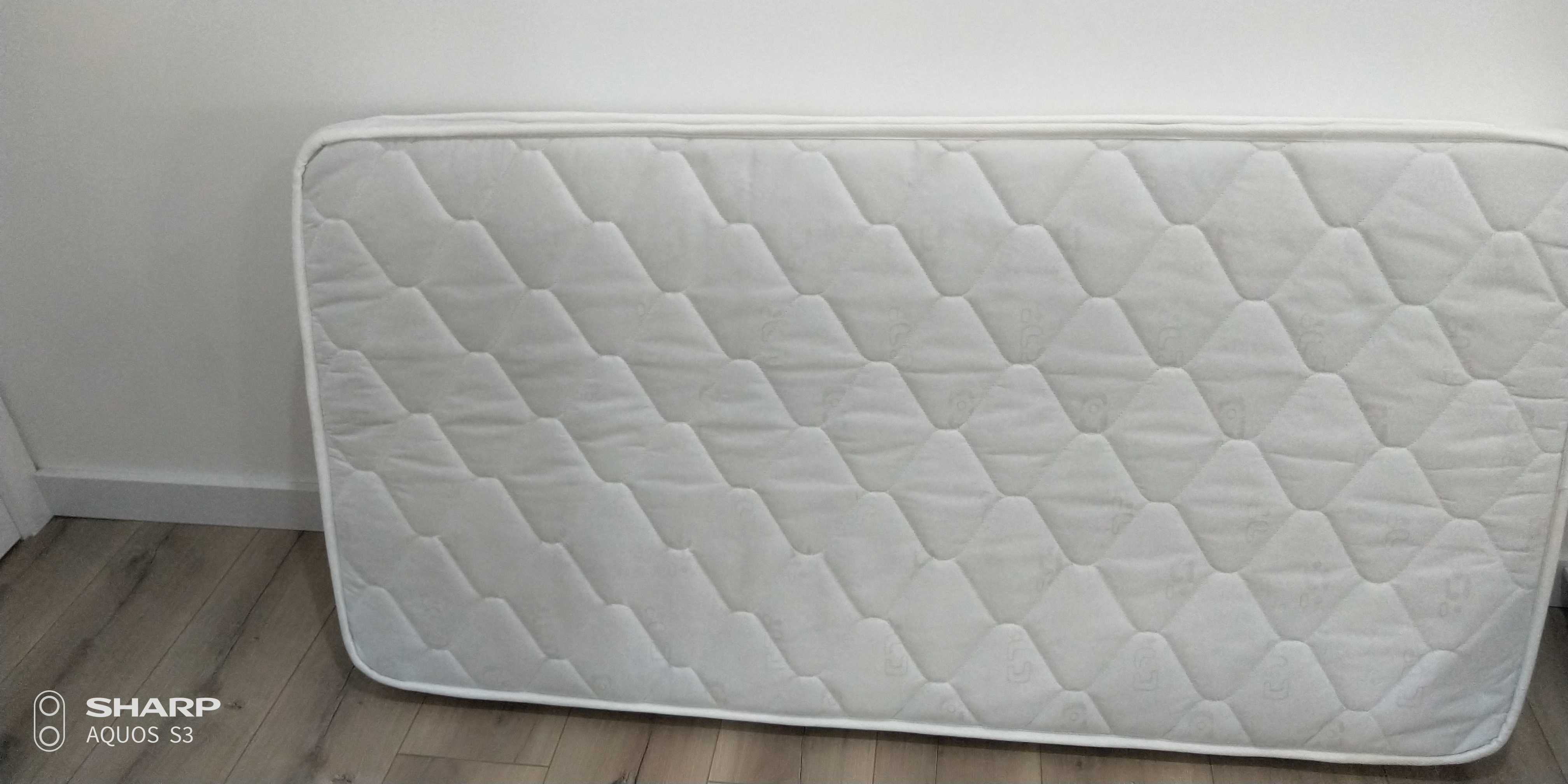Colchão de berço/cama de bébé com resguardo