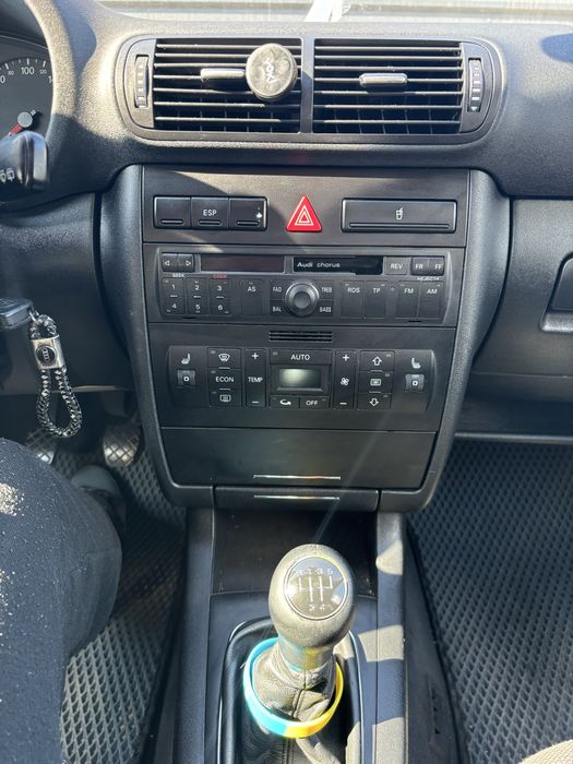 Продам Audi A3 8l