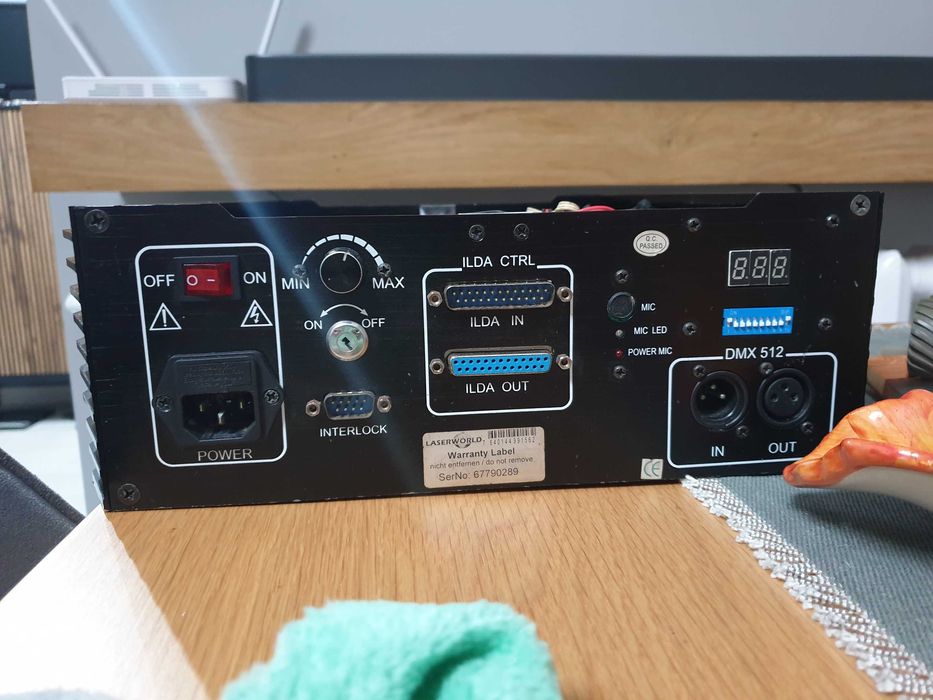 Laserworld CS-1500RGB Laser dyskotekowy DPSS aircooled DMX512 ILDA