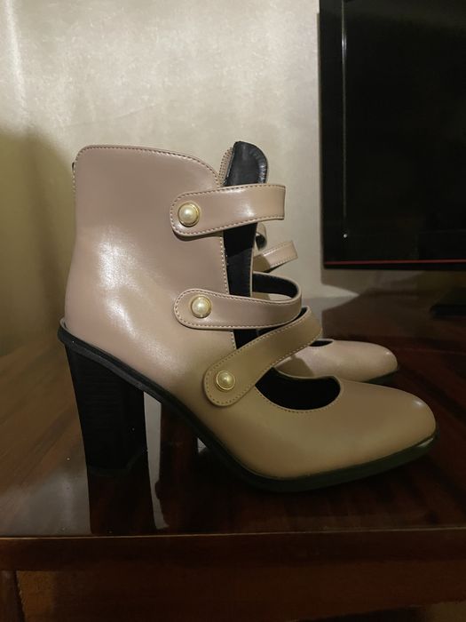 Черевички італійські нови з перлами