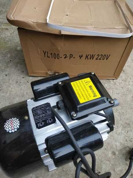 Электродвигатель однофазный,трехфазный,новый 4 квт,3квт,2.2квт,4.8 кв