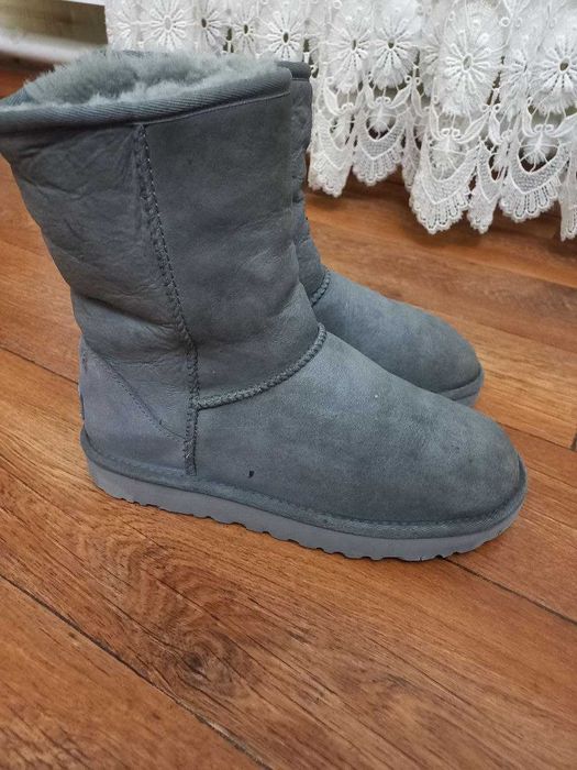 Чоботи сапожки уггі UGG р.39 оригінал