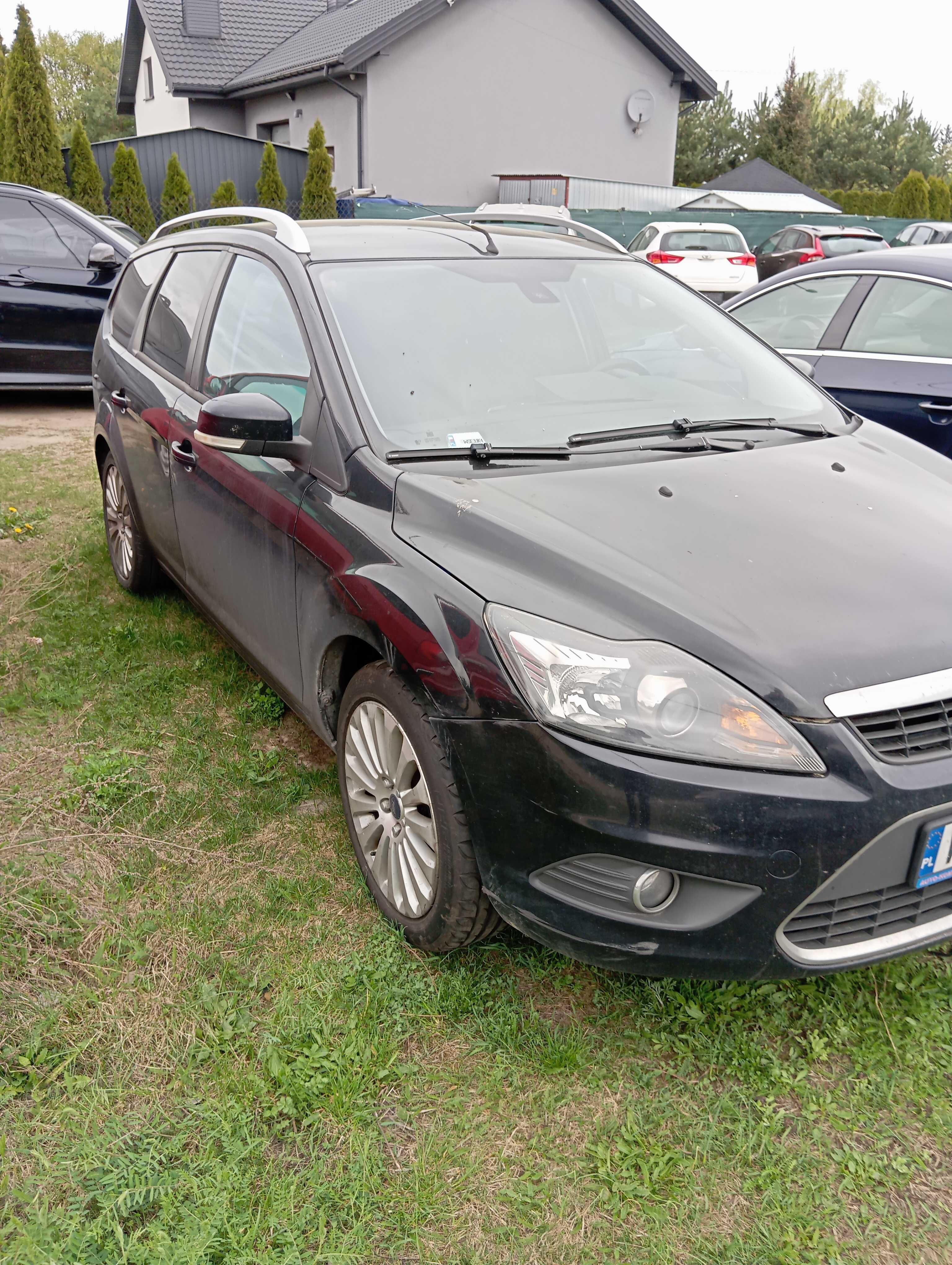 Ford focus MK2 Ghia 2010 uszkodzony