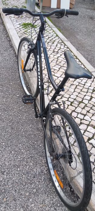 Vendo. Usada apenas 2 vezes.