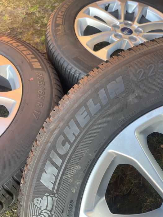 Шини. 225/65/17 зима