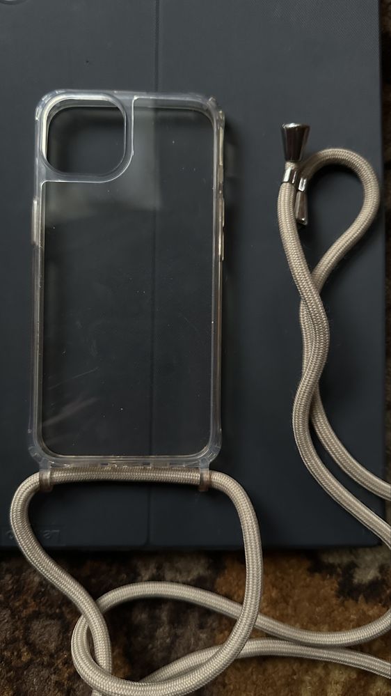 Продам чохли на Iphone 13