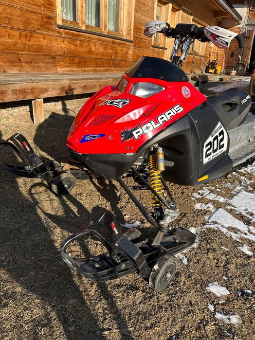 Skuter sniezny Polaris iq 440 tanio