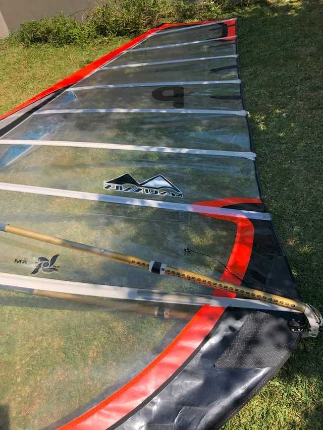 Vela de windsurf slalom race 8.4