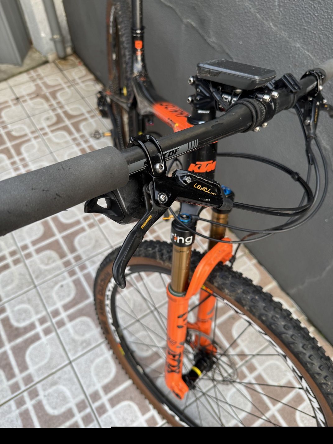 Scarp sonic BTT top