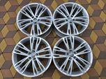 Диски оригінальні для Audi A6 A7 A8 Q5 R20 5x112 4K8601025F