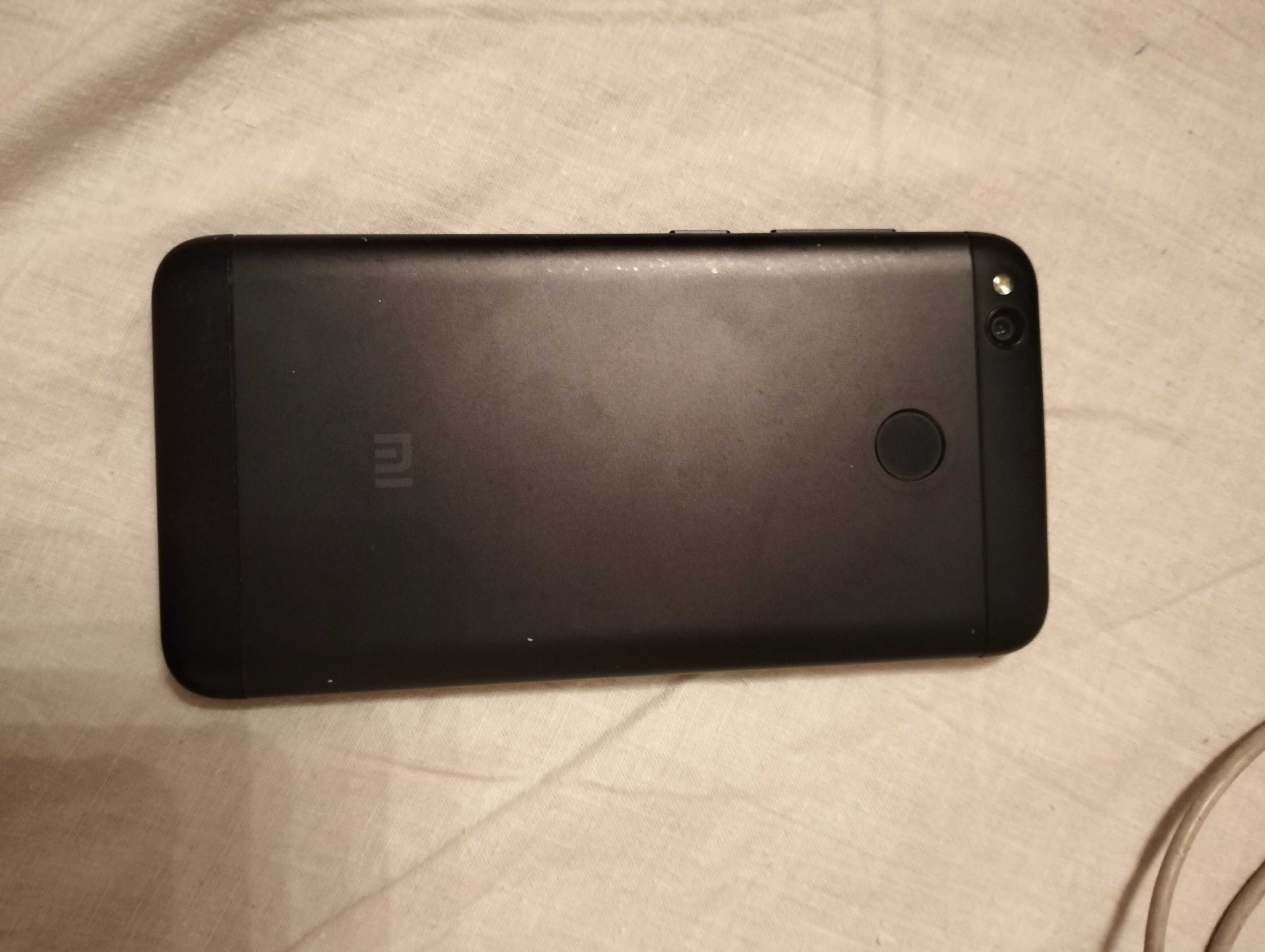 Смартфон Xiaomi Redmi 4x 2/16GB Black
