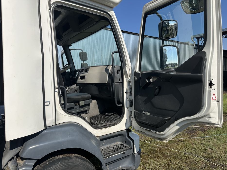 Volvo Fl240 тентований