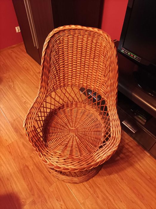 Fotel wiklinowy duży