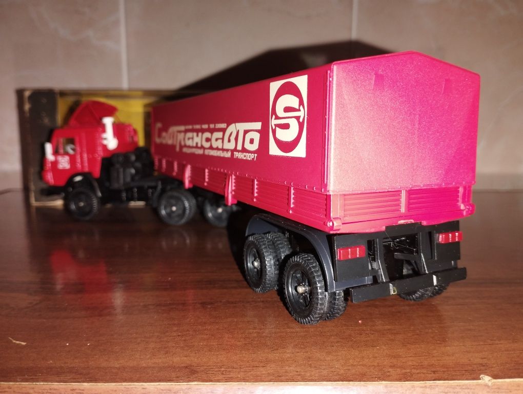 Продам КамАЗ 5410 с П/П."СОВТРАНСАВТО".1/43.СССР
