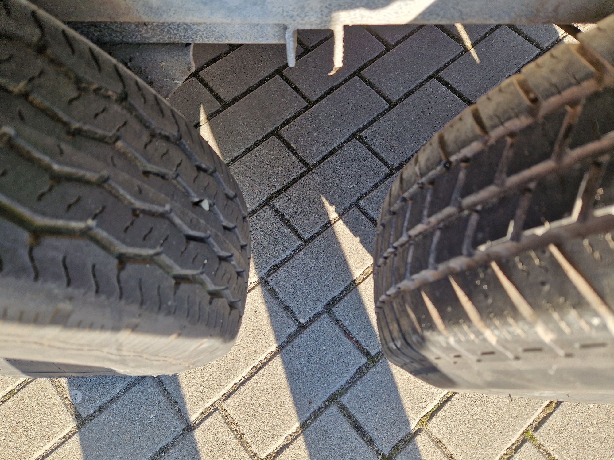Przyczepa konna dla koni na 1,5 konia 1300DMC!!!