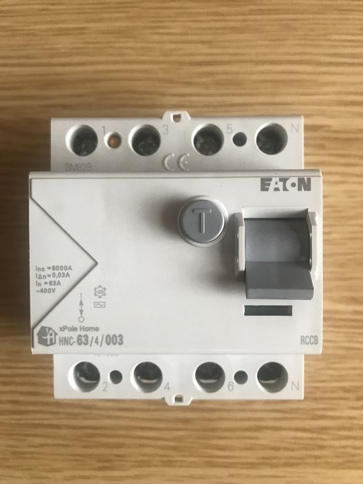 Wyłącznik różnicowo prądowy 3 fazowy