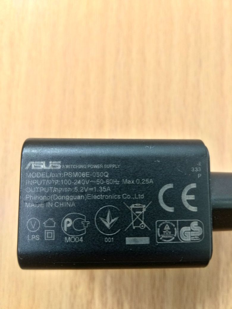 Зарядки оригинал ASUS 5V 1,35А+кабель asus и 2А