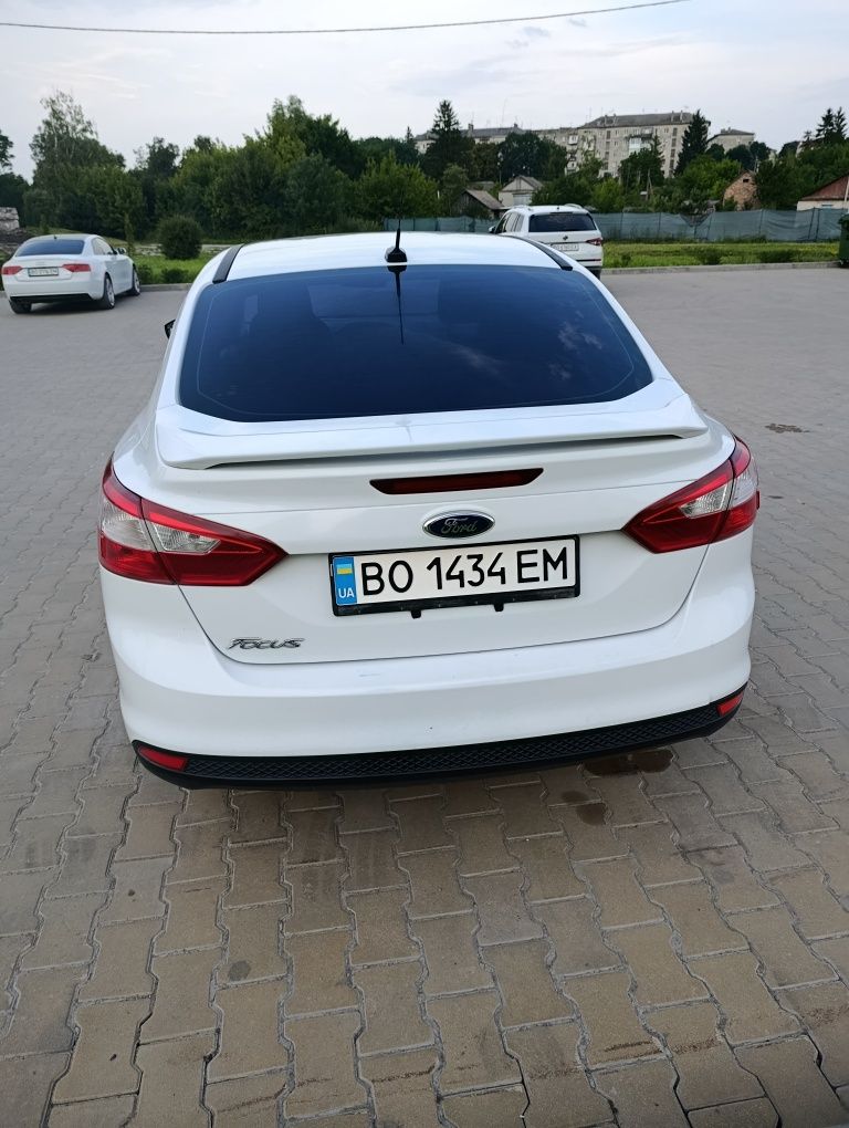 Ford focus 2013р