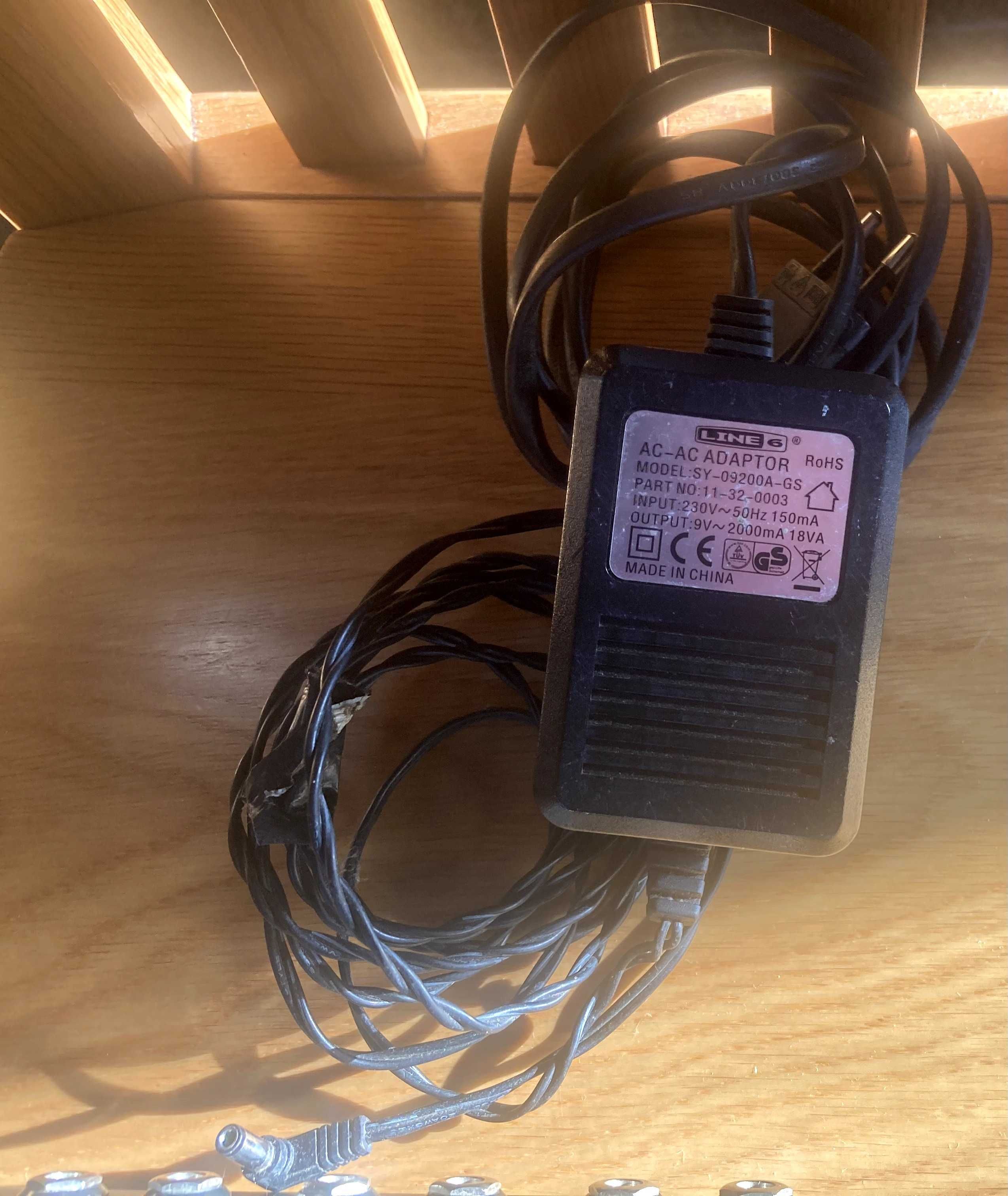 Line6 M9 StompBox Modeler totalmente funcional [com power supply]